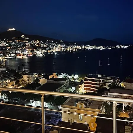 Seaside Serenity! Free Parking! Saranda