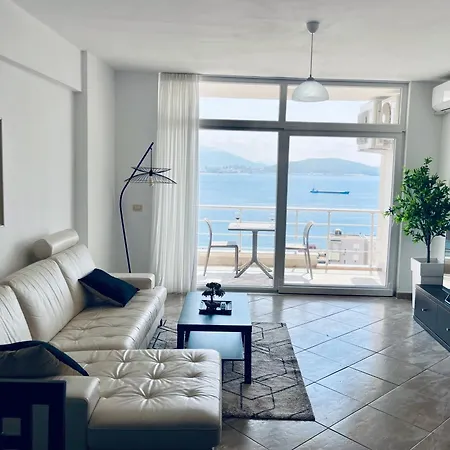 Apartman Seaside Serenity! Free Parking! Saranda