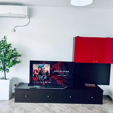 Seaside Serenity! Free Parking! Sarandë